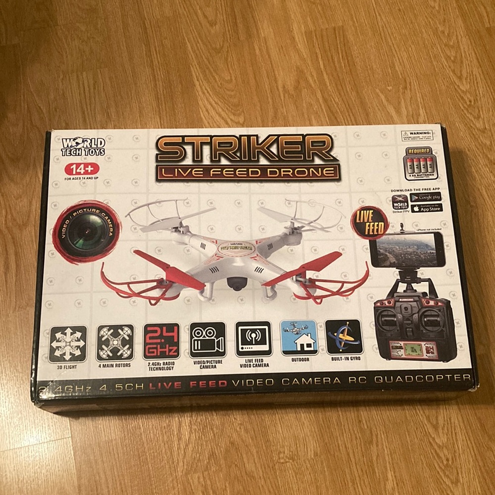 Striker Spy 2.4 GHz 4.5 CH Live Feed Drone by World Tech Toys - Ages 14 and up